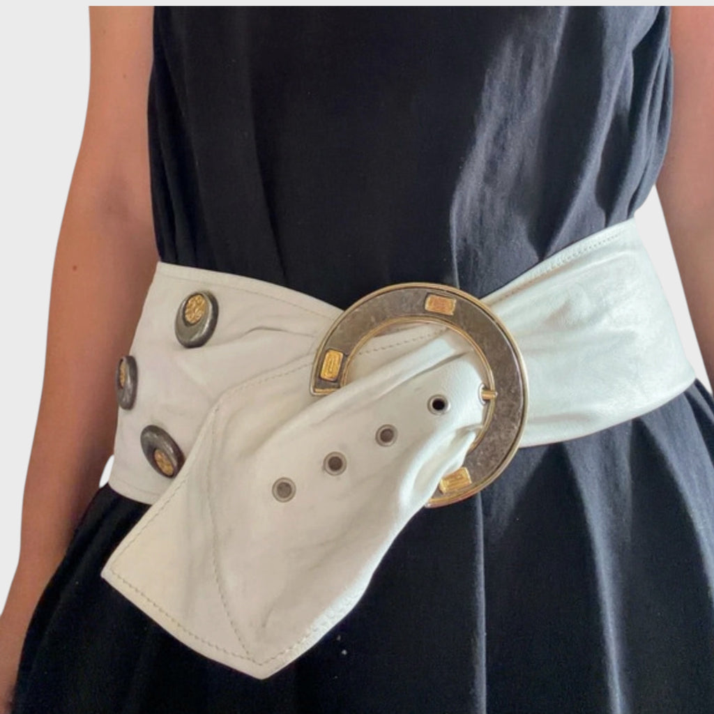 Cintura Vintage Anni '80 - Pelle Bianca Fibbia Tonda