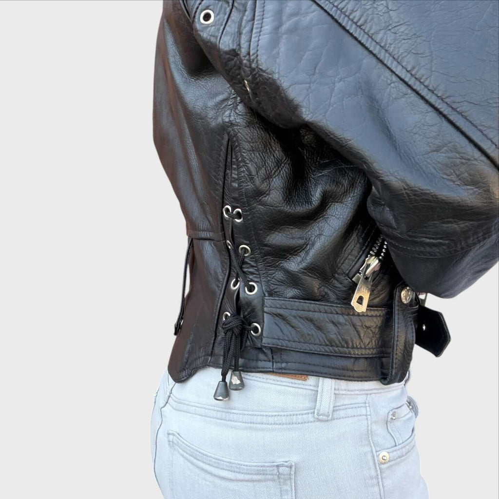 Schwarze Lederjacke im Vintage-Biker-Stil „Chiodo“ von Soho Side Is Bomb Boogie, Modell Chiodo Biker