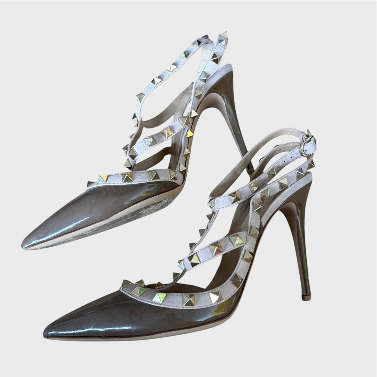 Décolleté Valentino Vintage Rockstud - Vernice Tortora e Panna con Borchie Dorate