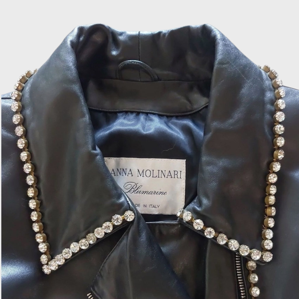 Anna Molinari Blumarine Giacca Vintage in Pelle Nera con Stemma Gioiello 