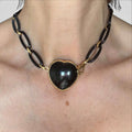 Collana Vintage - Plastica Nera e Cuore Pendente Gold