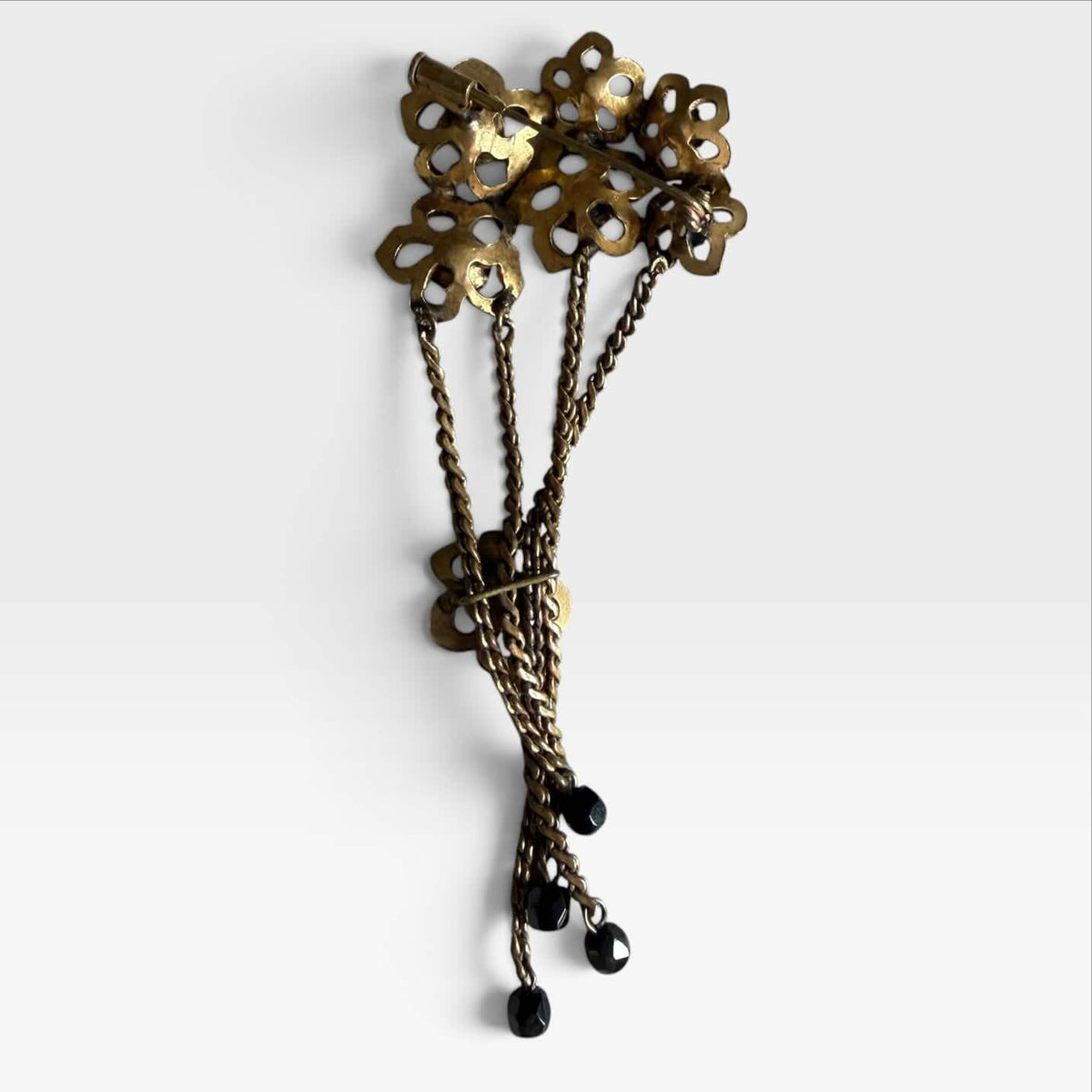 Dietro Spilla Vintage a Mazzo di Fiori - Cristalli Neri e Catenelle Pendenti