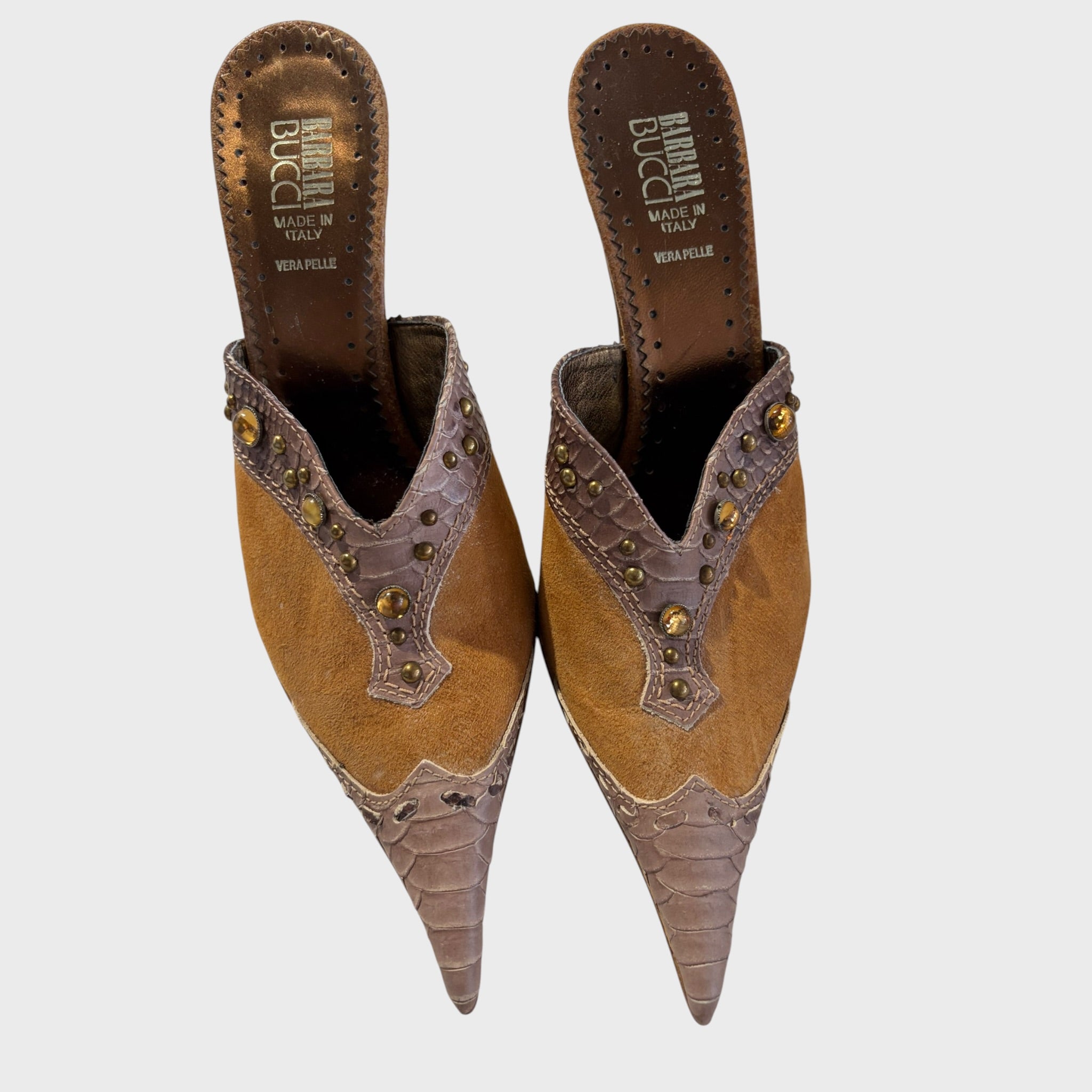 Dècolleté a sabot J2K del marchio Barbara Bucci