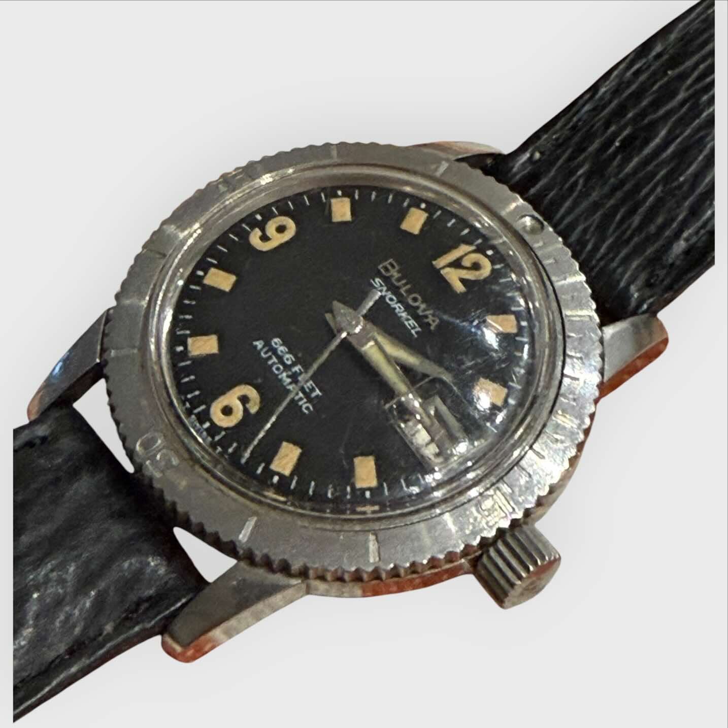 Orologio Bulova Accutron Snorkel 666 Colore nero con datario
