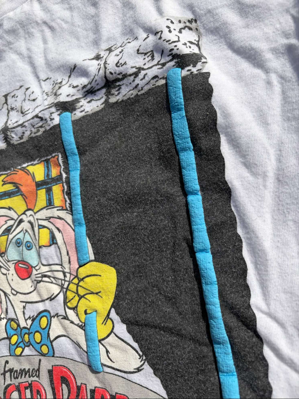 Effetto stampa rigonfiata  tipica anni 90 per t-shirt vintage 