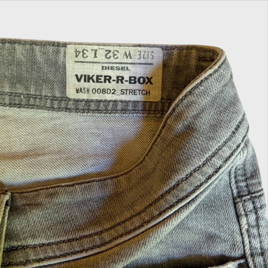 Jeans Diesel Viker-R-Box Regular Straight W32 L34. Taglia 46 48 IT. Grigio Chiaro Sbiadito Stretch Modello anni 200o0 vintage J2K