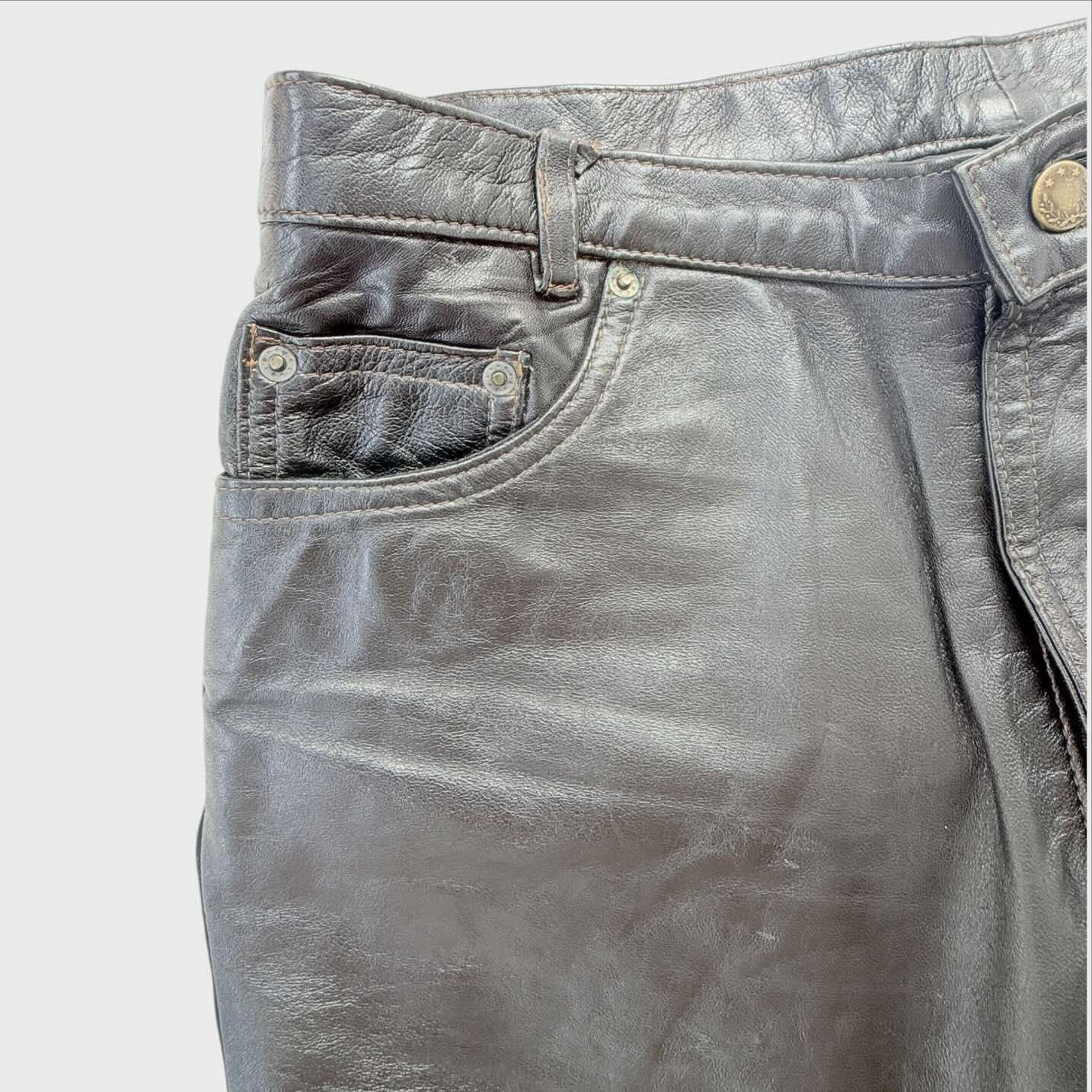 Modello tipo jeans per Pantaloni Vintage Vera Pelle da Uomo Biker Taglia 50 colore nero cuciture tabacco  Anni '90 