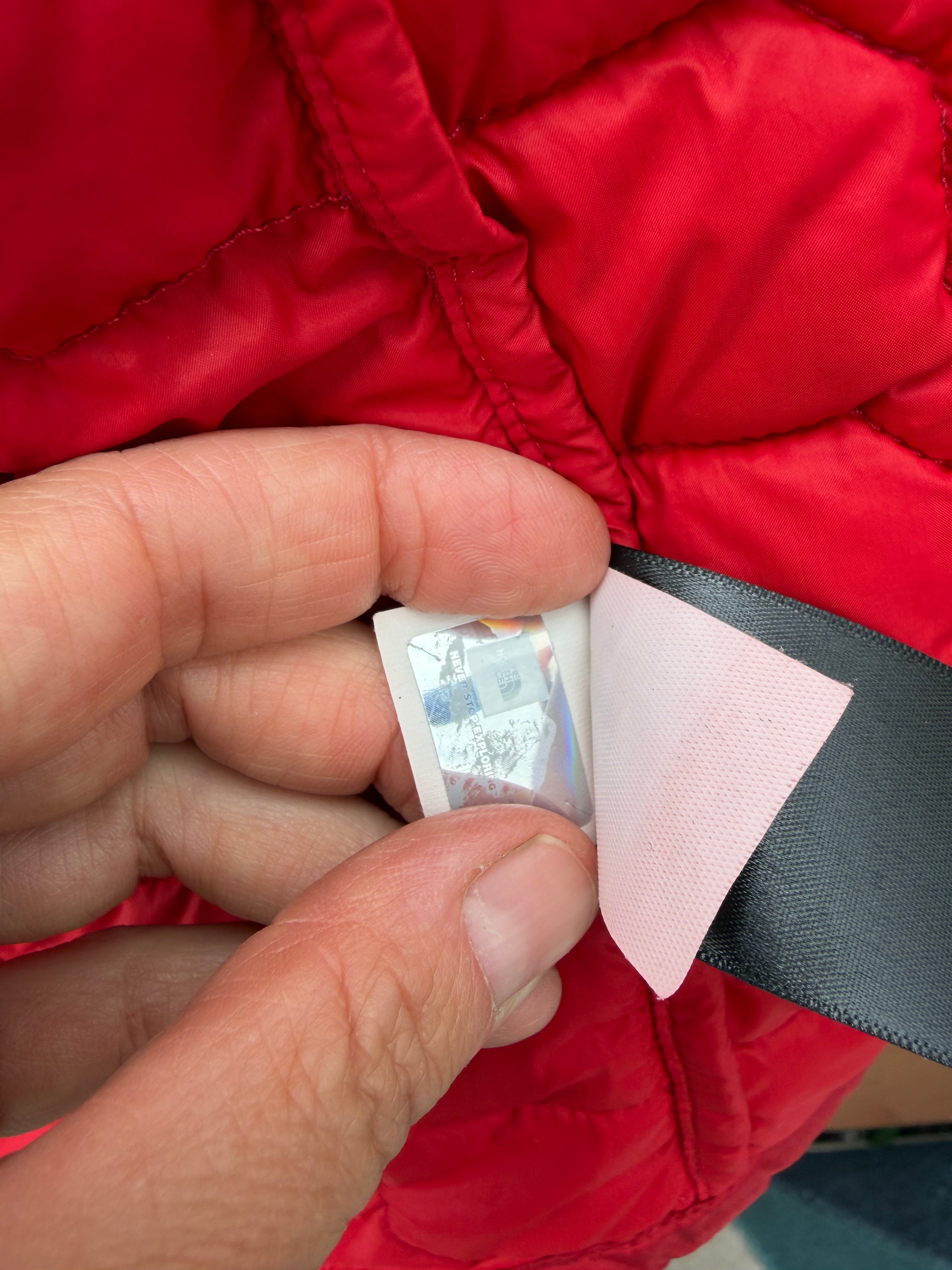 Ologramma certificazione The North Face