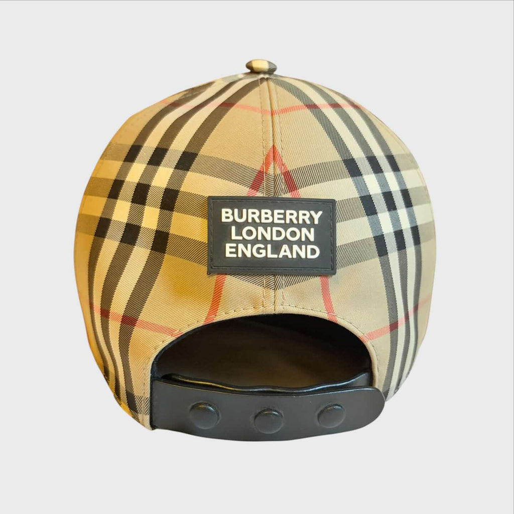 Etichetta in gomma dietro Burberry Cappello Baseball Check Beige Uomo Donna