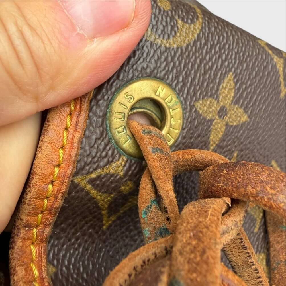 Anelli metallo logati borsa Louis Vuitton Vintage