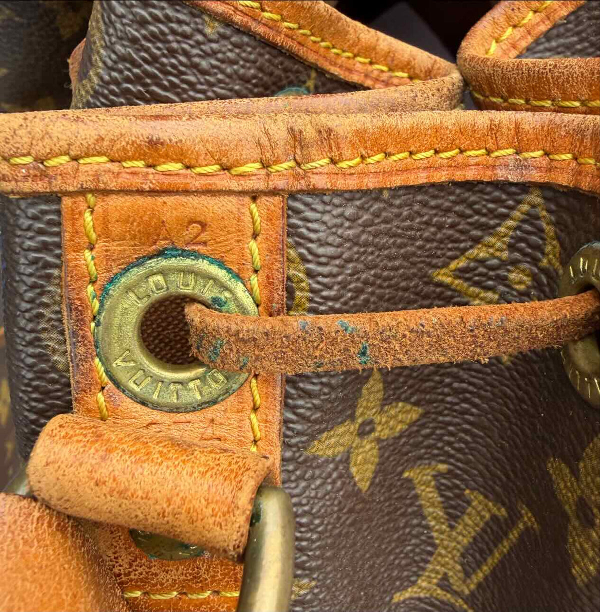 Codice identificativo stampato su pelle per borsa Vintage Louis Vuitton 