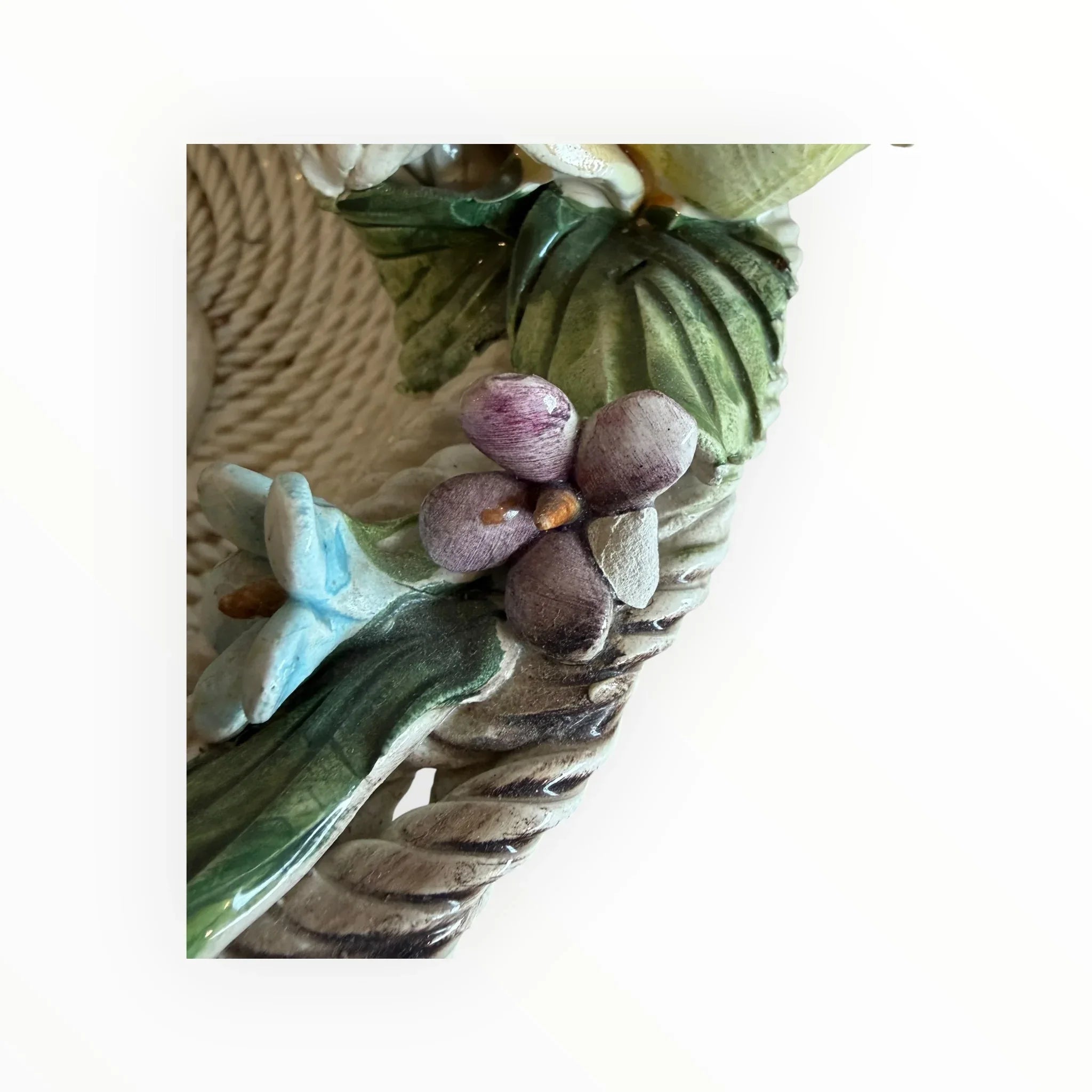 Cestino in ceramica Capodimonte vintage