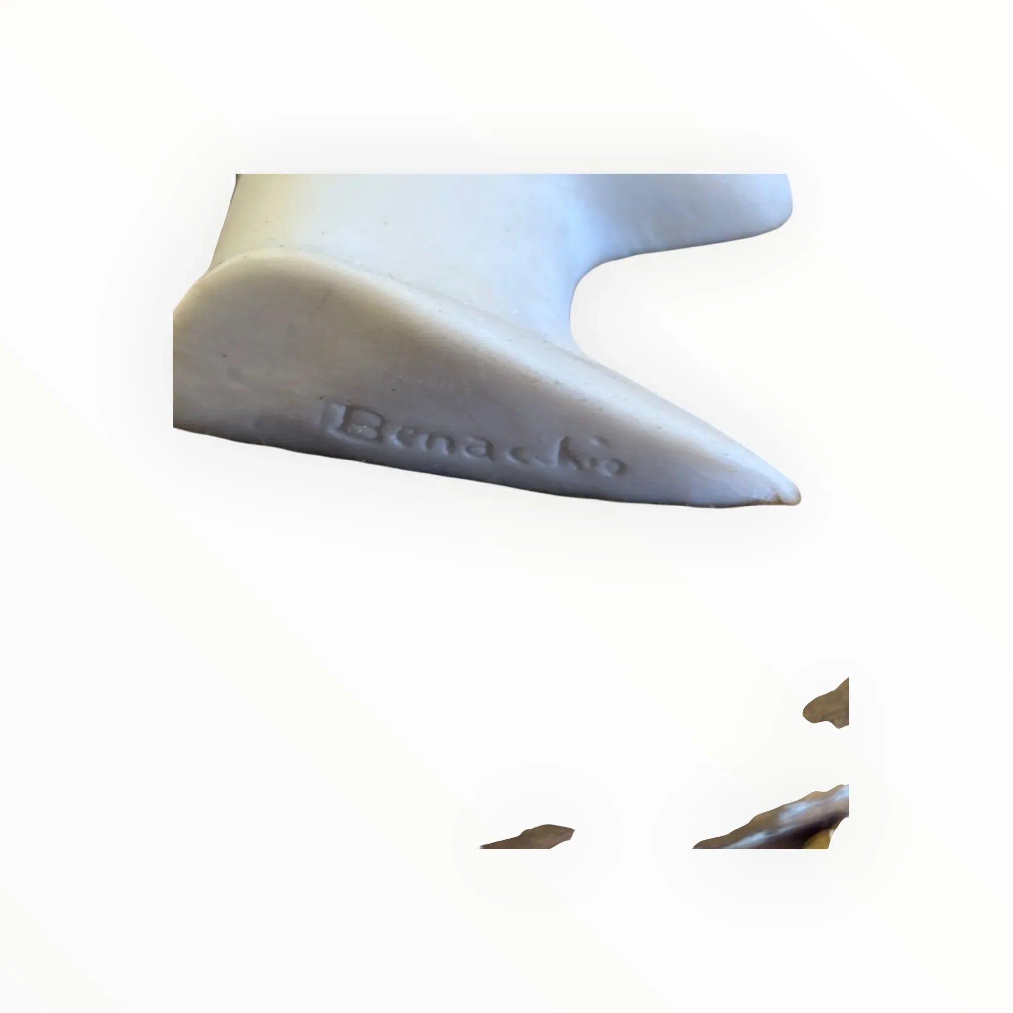 Quadretti antichi in porcellana biscuit stile cammeo firmato Luigi Benacchio