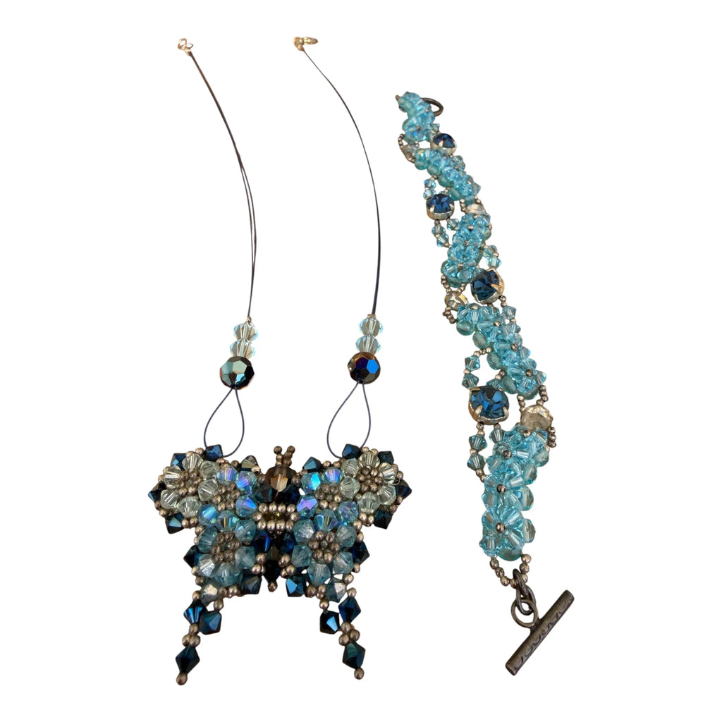 Butterfly-shaped colourful beaded necklace with bracelet for €5