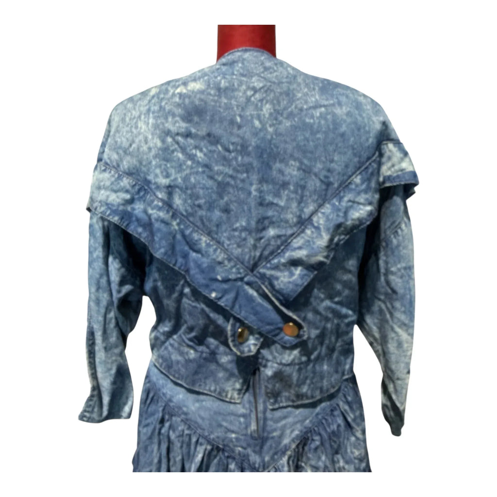 Completo vintage anni 80 in denim con borchie composto da giacca bolero e gonna