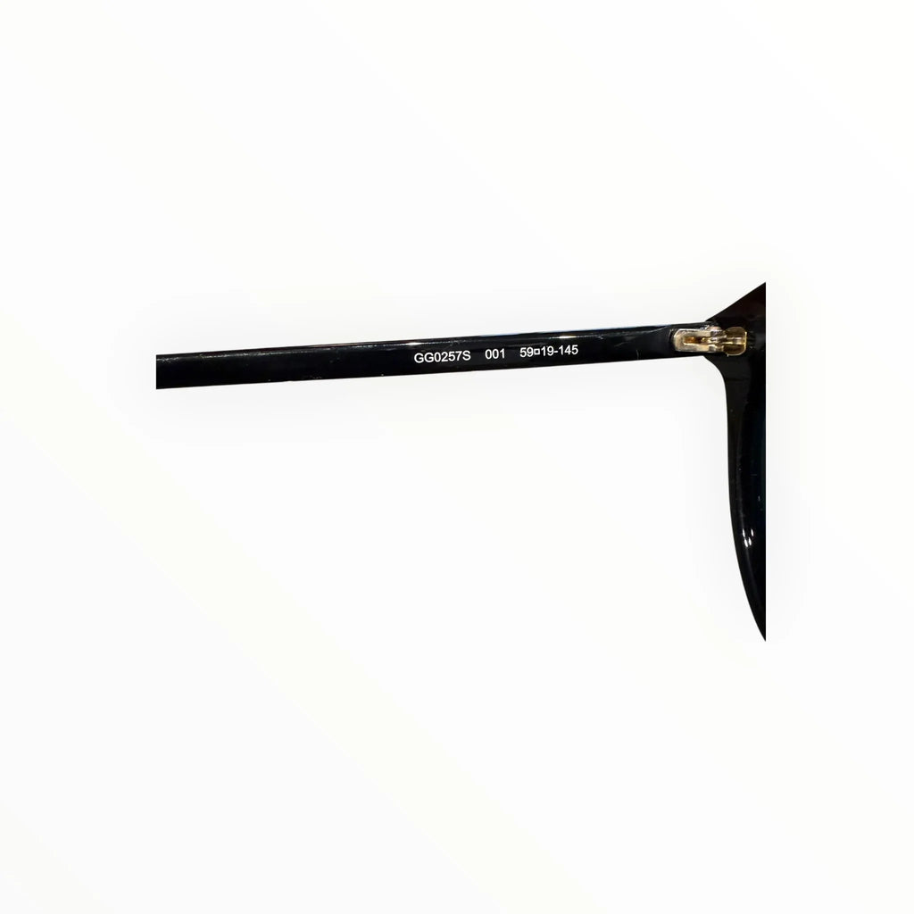 Occhiale da sole vintage Gucci modello GG0257S