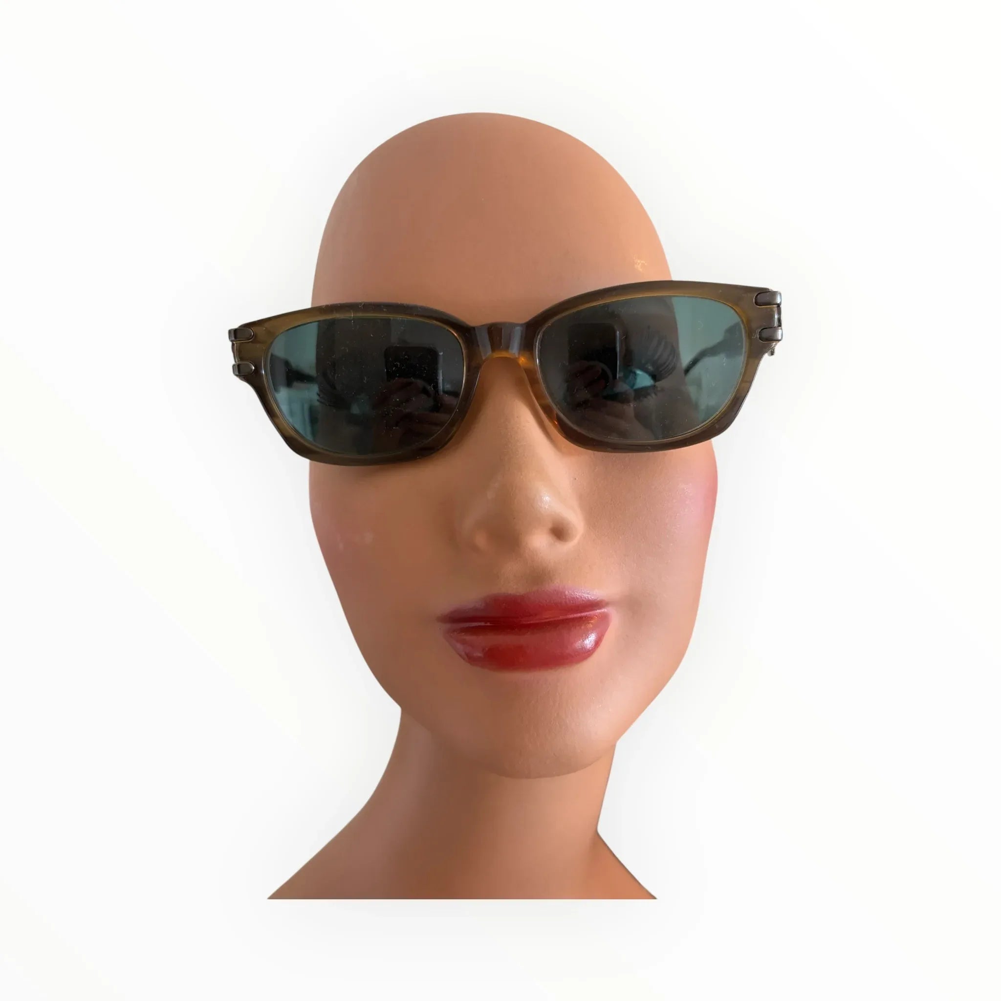 Occhiale da sole vintage Byblos 170s 7097