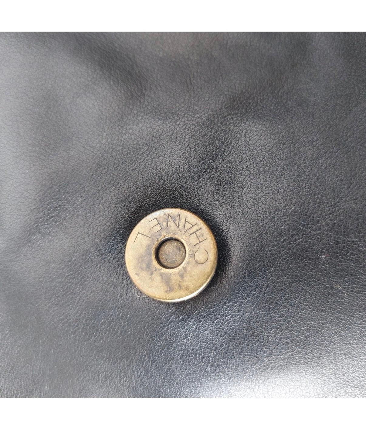 chiusura borsa chanel